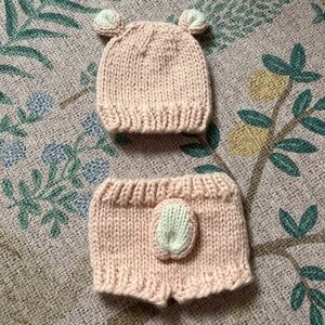 Crochet pink baby bear bottoms and hat